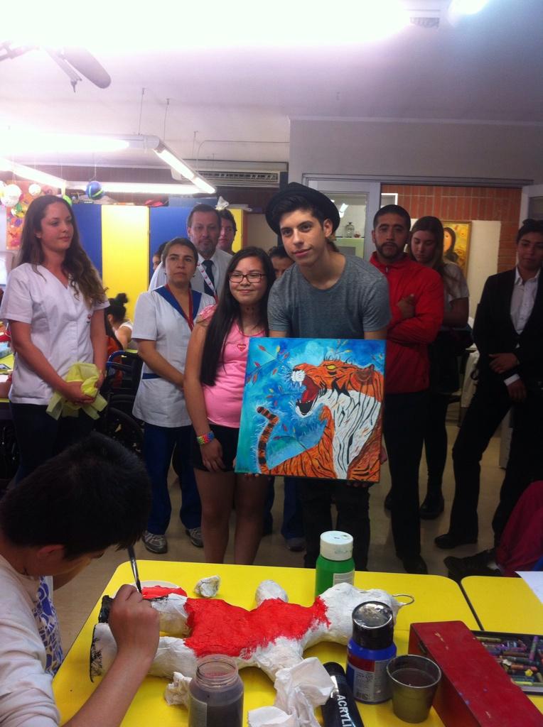 Teleton tweet picture