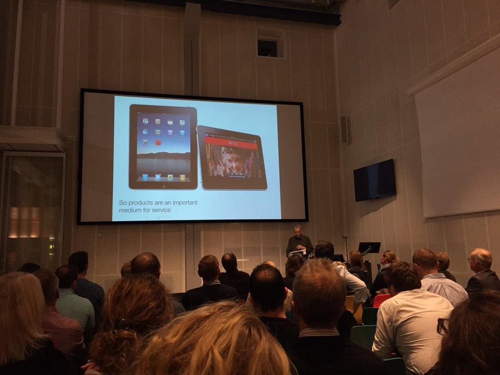 weareunmade's tweet image. Talk by John Stoddard from @ideo: "Products are an important medium for service" #DTUSkylab