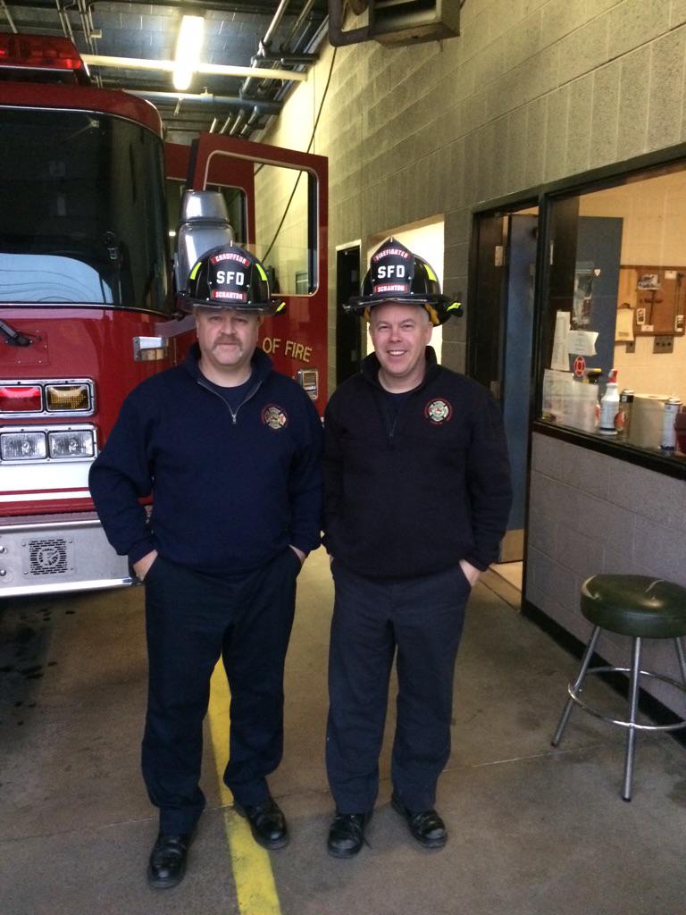 ScrantonFire's tweet photo. Scranton Firefighters recently received new helmets to replace the old ones!#Tradition http://t.co/gGbmKj1cCJ