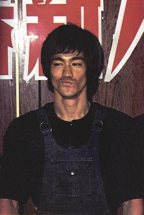 Happy birthday & mad respect to   , Lee Jun-fan aka Bruce Lee! 