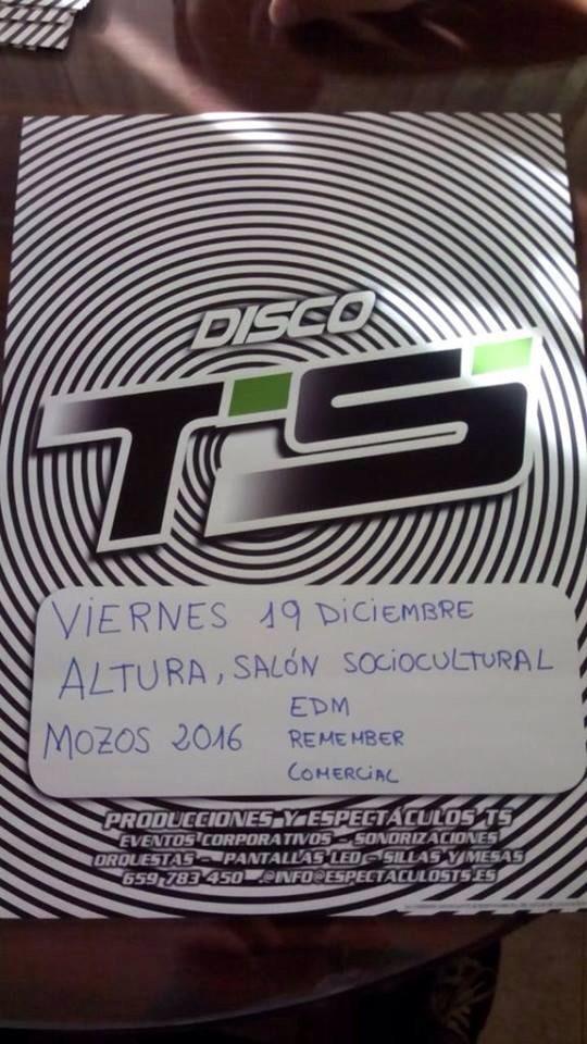 mozos2016's tweet photo. @mozos2016 Recordad que tenemos confirmada nuestra primera discomóvil el 19 diciembre.DIA DE LAS CENAS DE EMPRESA! http://t.co/kJrce2N5Ze