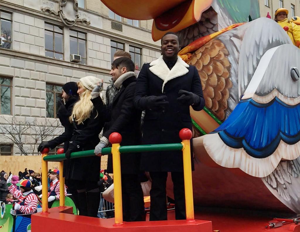 Macys's tweet photo. Aca-Awesome! We have @PTXOfficial here to sing "Santa Claus is Coming to Town" #MacysParade http://t.co/GzrUBfKER1