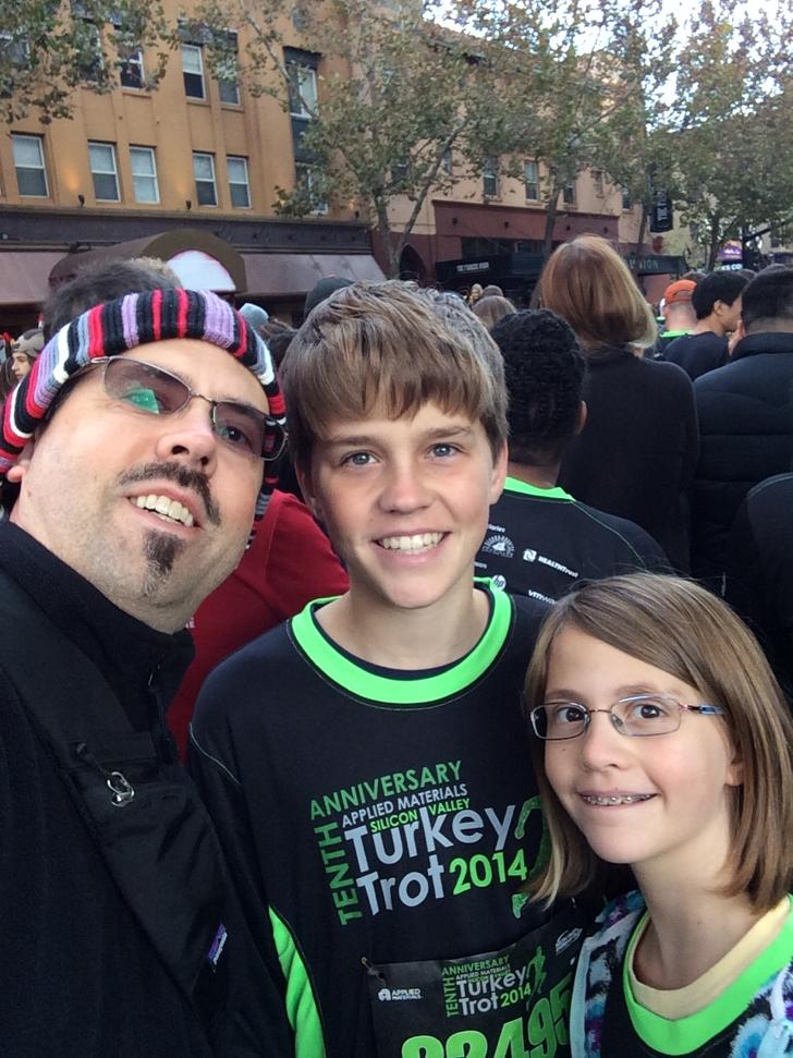 jdueltgen's tweet photo. What am I doing here? #turkeytrotsv http://t.co/OsbIwItmmS