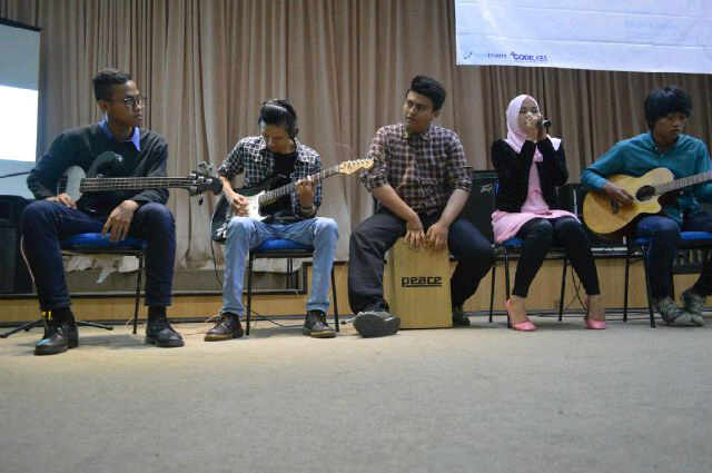 22'Nov'14 Miracle Unikom