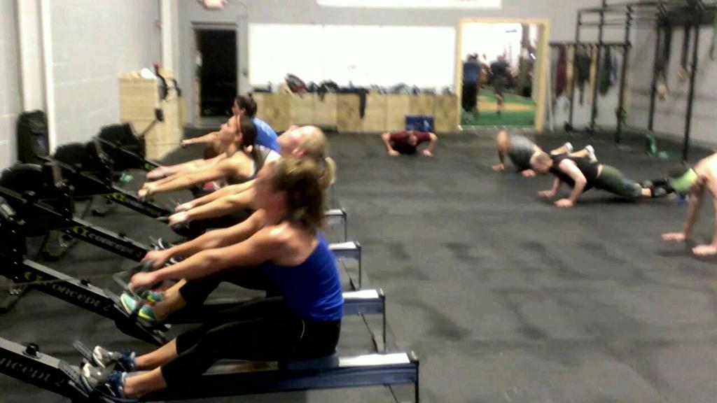 aecrossfit's tweet photo. Way to earn that Turkey, Happy thanksgiving #crossfit #motivation @MissionAE @RogueFitness http://t.co/PUpyCTtvx2