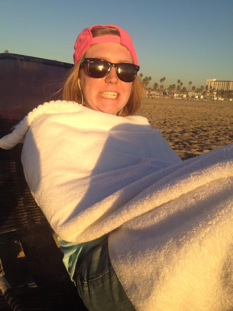 30hoursnoshower's tweet photo. Someone's afraid of getting sunburned. #palepeopleproblems http://t.co/C8rVBUu3Sa