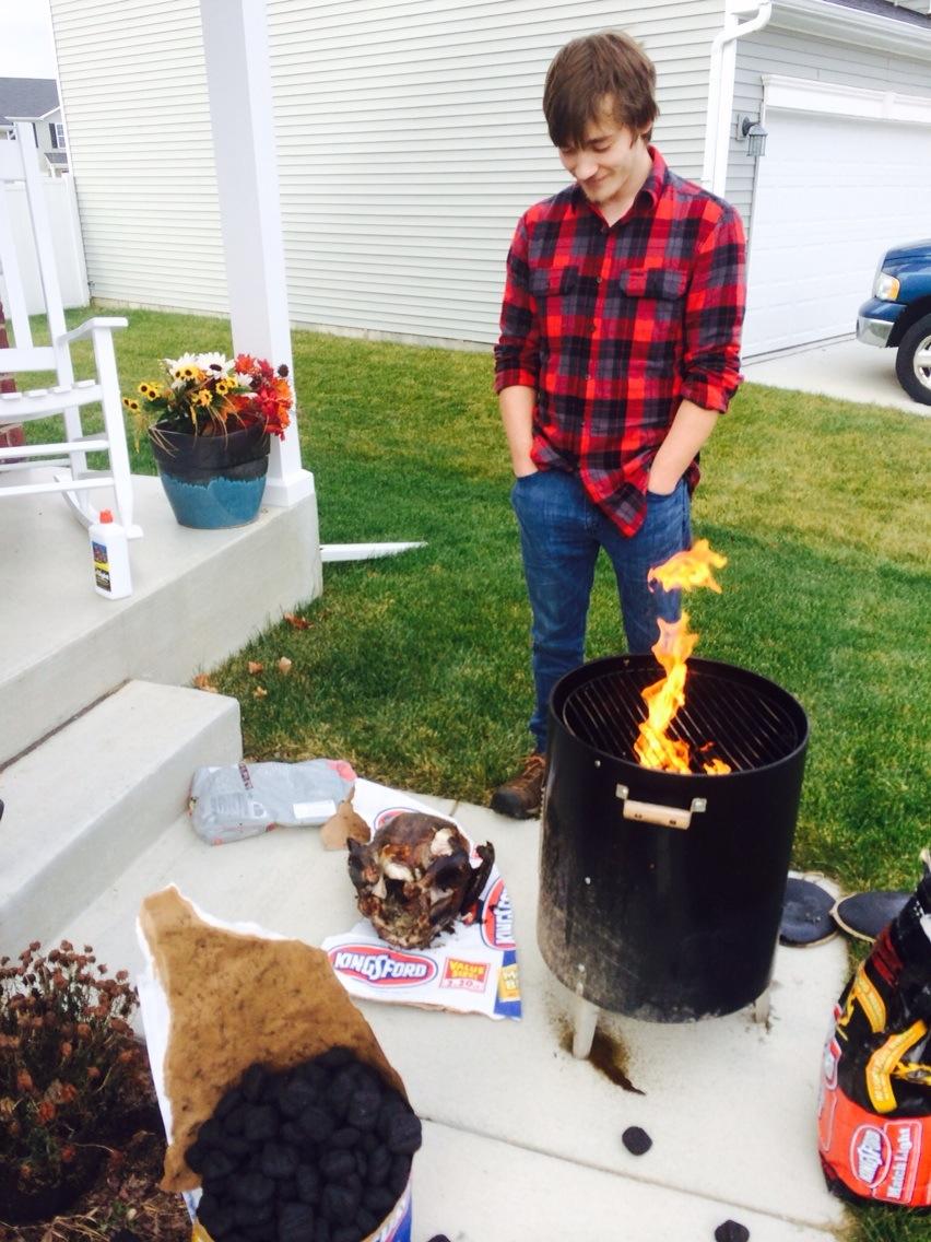 KMMartinezLocal's tweet image. Off to a nice start, small fire... But we're good now!