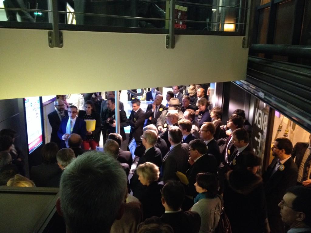 midisonne's tweet photo. Nous sommes speaker pour l'inauguration du @tuba_lyon en compagnie de @gerardcollomb #startup #lyon http://t.co/PvlEc3zk8u