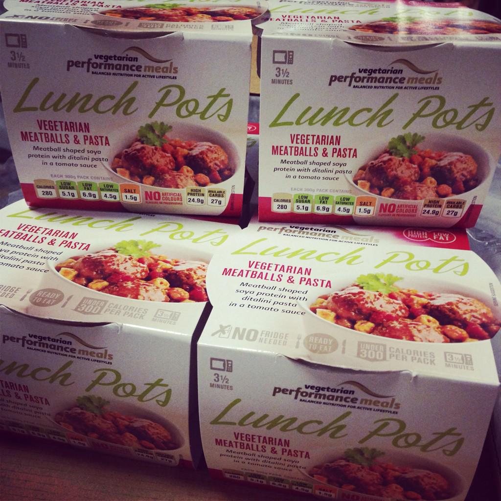 SupplementStop_'s tweet photo. New instore Perfect VEGETARIAN ready meal pots! Protein packed &amp; ready to eat or heat up 👍 #PerformanceMeals #TeamSS http://t.co/aiR4gJGYnB