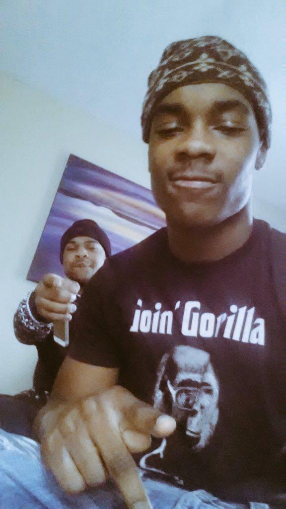 GoCrazy___ tweet picture