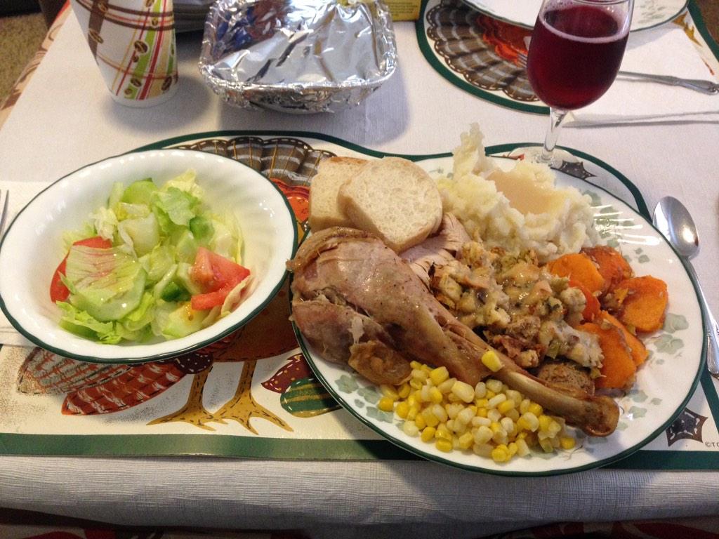 PSLTeam4's tweet photo. Happy Thanksgiving yinz guys! @Garrett515 @MikeY871 @BakafT4 @4misskiss @timbo_bear @tpro33 http://t.co/FUKkjGuK2B