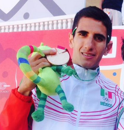 TECcampusMTY's tweet image. Nuestro @EXATEC @MexicanCharles obtuvo medalla de #bronce en la carrera de 200 mts. en @JVeracruz2014. ¡Felicidades!