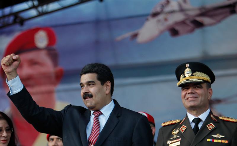 JacquelinePSUV's tweet photo. Pdte @NicolasMaduro: Frente a las dificultades, hay que entregarse al trabajo y al esfuerzo diario ¡Siempre unidos! http://t.co/ifp4GmLyr3