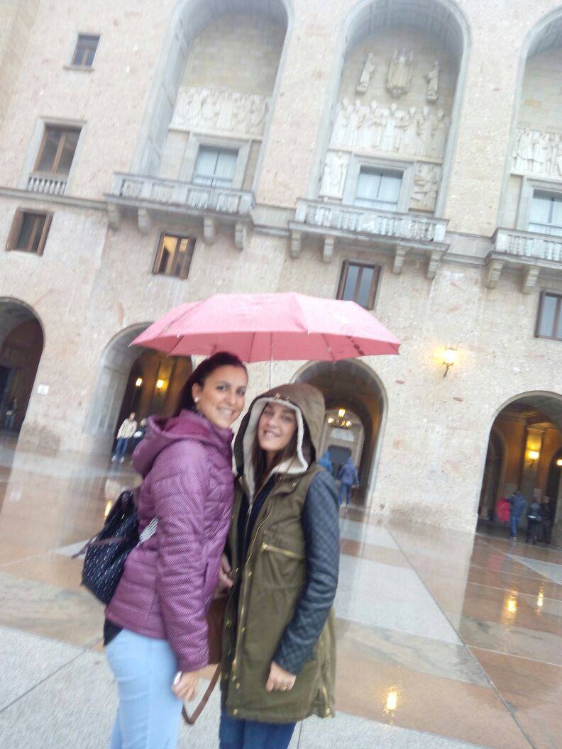 Muy buena la excursión de hoy por Barcelona #Monserrat #precioso