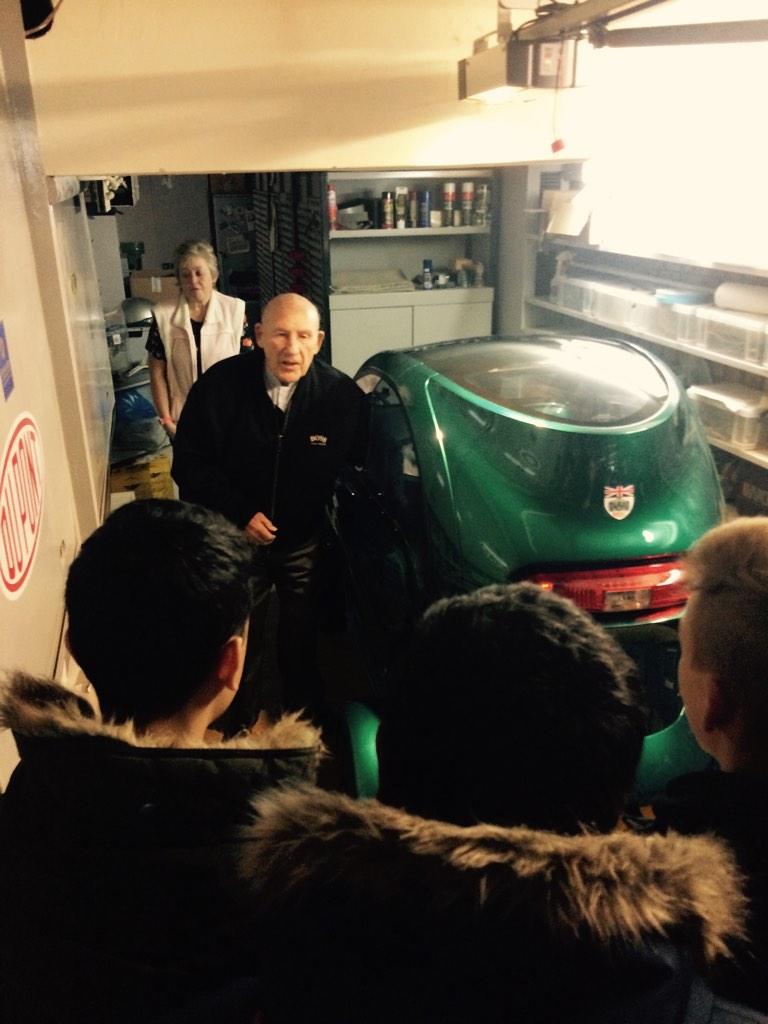 DJdesigntech's tweet photo. A truly incredible day with Sir Stirling Moss. Design of London 2014 Year 10 Product Design Trip. @SirStirlingMoss http://t.co/1dPB3epyQI