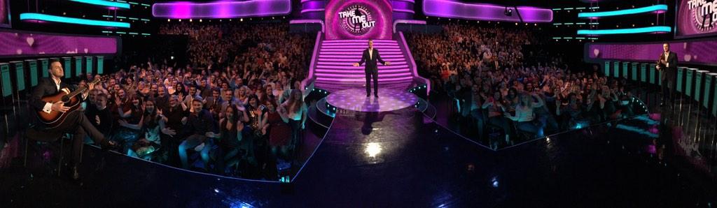 PaddyMcGuinness's tweet photo. Thank you for coming along to tonight's show you lovely lot! http://t.co/vOepBbFnZd