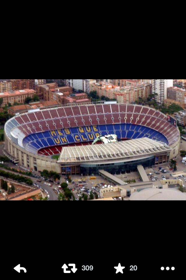 BenEnglish_5's tweet photo. Bring on may with @NairnLowe  going to be class #barcabanter http://t.co/rgwCaKeopk