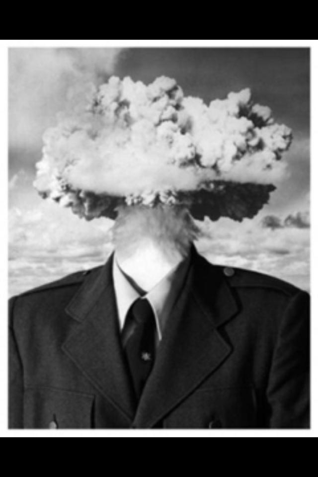 WhiteHatRat's tweet photo. When @YF_yungfreeze said "stackin chedda like pepperidge farms... #yqr #zulugang #bumpinit http://t.co/GqaBWoFgkG