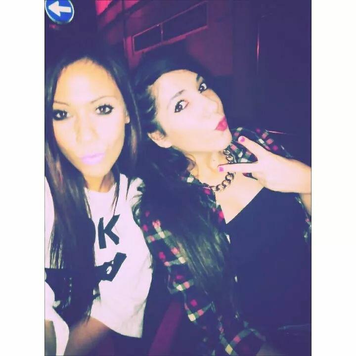 alimdp's tweet photo. En lo bueno,en lo malo y en lo peor @desireeMoreno8 #PyM #B&amp;W http://t.co/8Ajght5ty8