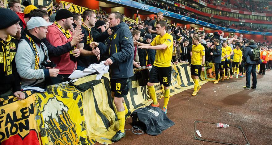 BVB's tweet photo. The defeat itself is not the issue, the manner of it is #afcbvb http://t.co/X7GyQRHPlT http://t.co/cxBEzgmey7