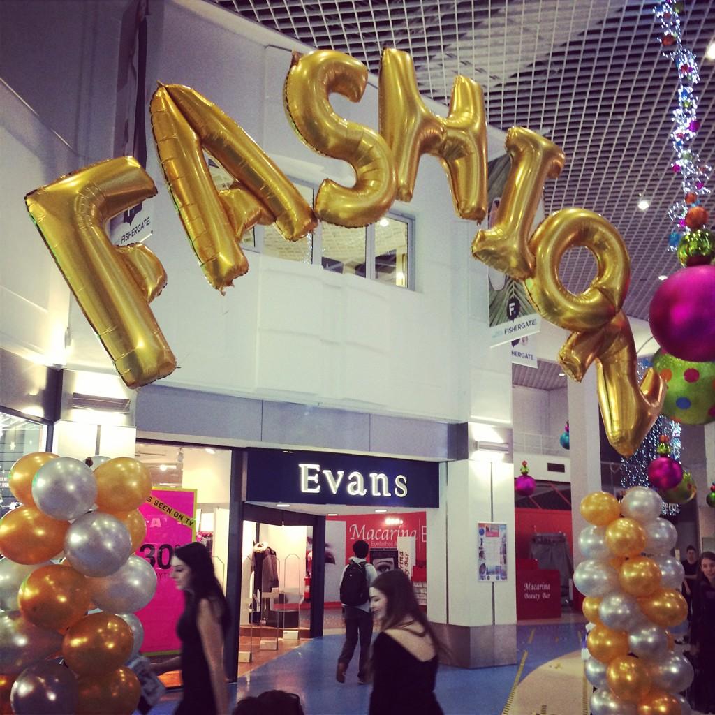 partygroupuk's tweet image. @blogpreston @FishergateSC  let the show begin ! #fishergatefusion #fashion #preston #partygroupuk