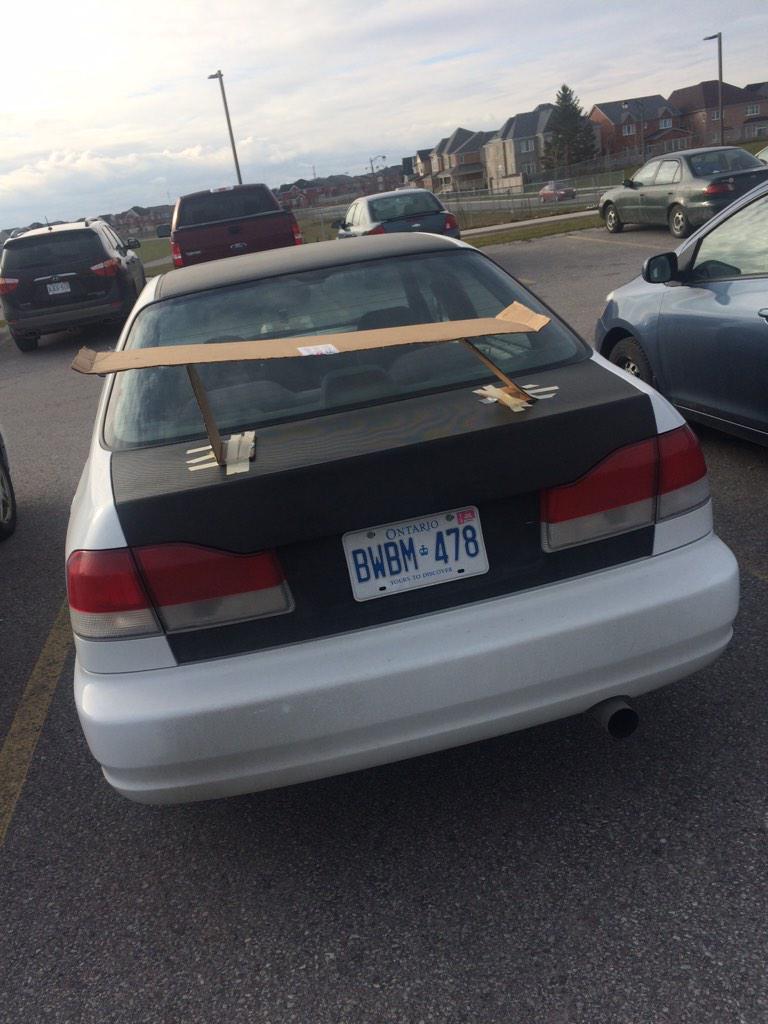 cx_416's tweet image. Whoever is doing this to my car , im going to kick your fucking ass .