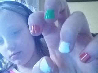 DmmcebEmma's tweet photo. Just did my nails http://t.co/VVY6nBLLbb