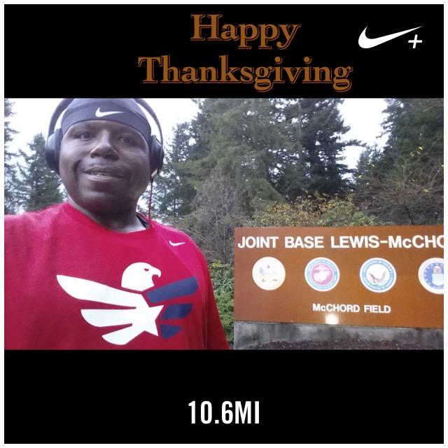 DEOliverSr's tweet photo. Happy Thanksgiving! Ran 10.6 @CharityMiles for @teamrwb. Thx2 @Humana 4 sponsoring me! #WearTheEagle #MoveForVeterans http://t.co/SOEXoRGqvp