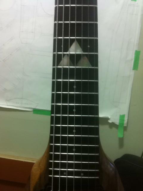 SuperMortalGod's tweet photo. @RyMillan put dem glow in the dark inlays in my 7 http://t.co/bzwbhviHRj