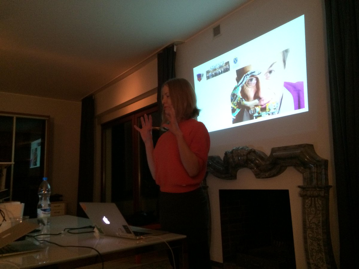 lkuczborski's tweet photo. Talk by @StMonika from @getbaselab (hint: #SwiftCrunch organizer) about building great communities 👏👍 #SwiftWarsaw http://t.co/KI7PKWIApx