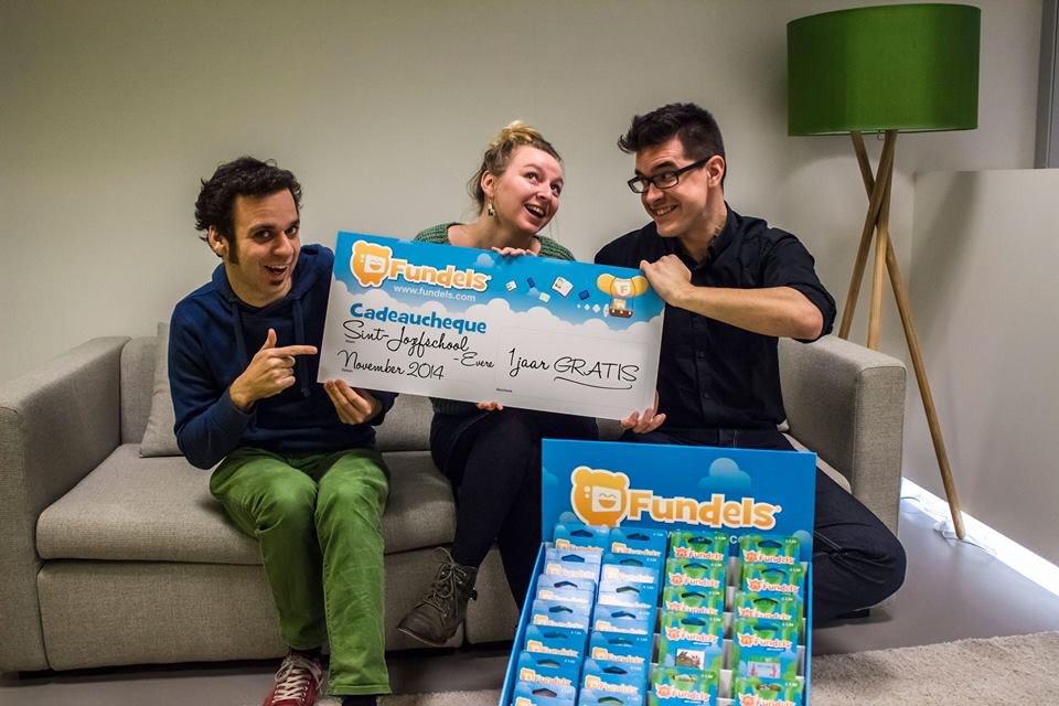 Fundels's tweet photo. Sint-Jozef uit Evere wint 1 jaar gratis Fundels nav deelname aan een enquête @Cartamundi_Digi #fundels http://t.co/yKn6Sss0vu