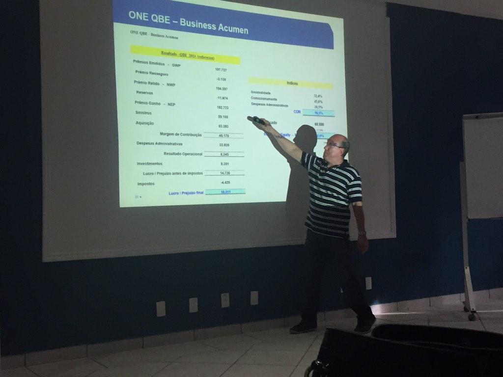 jarzynski's tweet photo. Helio Solino CFO da QBE Brasil explicando talentosamente para a equipe como funciona a rentabilidade da seguradora http://t.co/LCQGd8XpLr