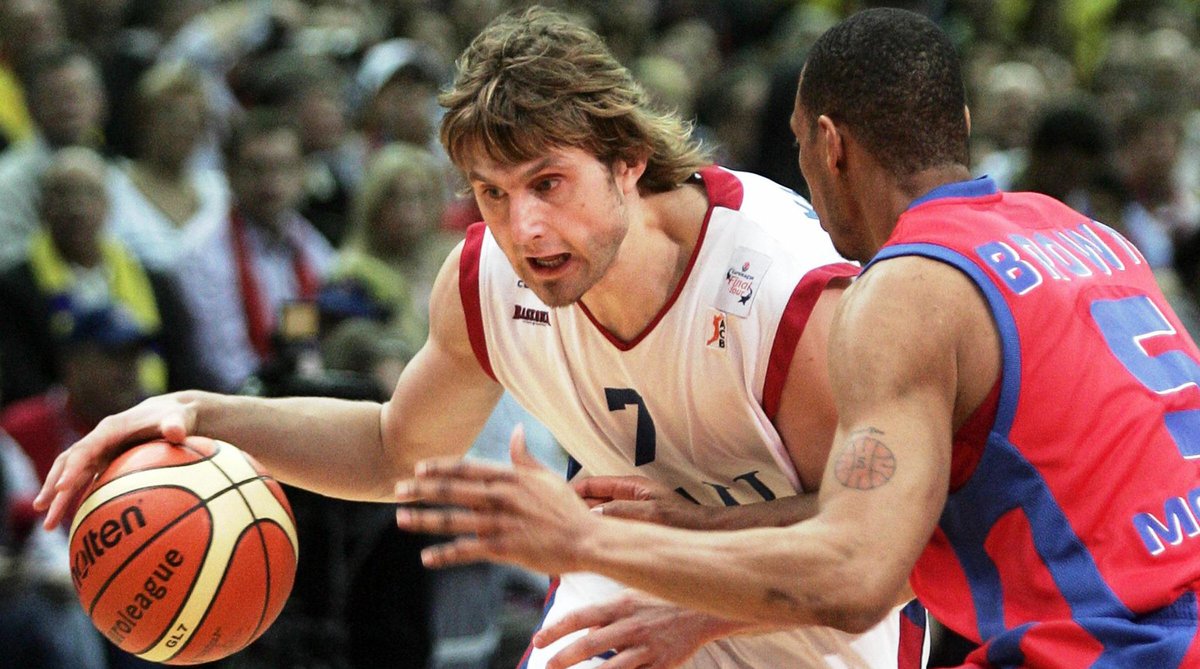 bet365_es's tweet photo. El @Baskonia se convierte en el primer equipo en anotar 25.000 puntos en la historia de la #Euroliga. http://t.co/IRLZcAvD8b