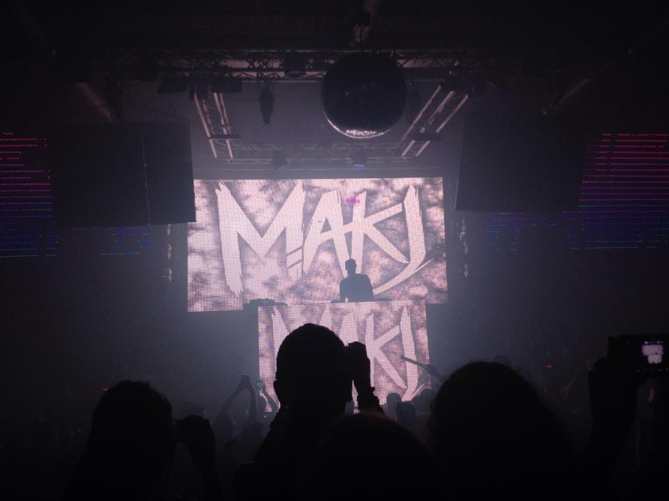 intensefam's tweet photo. One for the books, @MAKJ Fall/Winter tour ft. @hooknsling @iamstarx
#abstrix was totally Amazing, Thanks RGV Love! http://t.co/dVoiaKFSRj