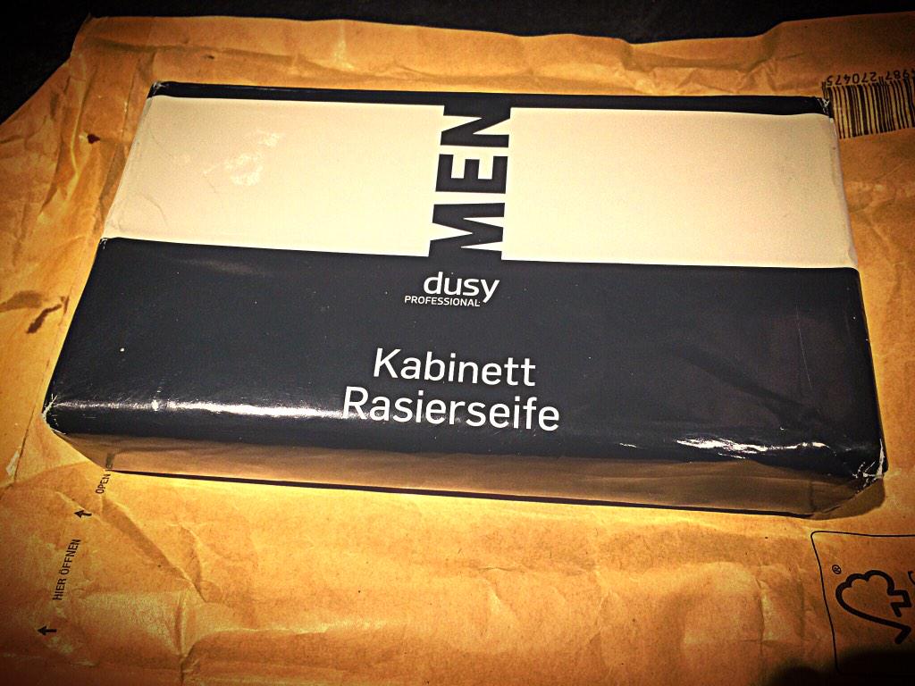 TheLatherCoach's tweet photo. Beautiful Klar. Re-wrapped. I'm hiding this. #getoffitsmine #wetshaving http://t.co/pMPbRWLpFZ