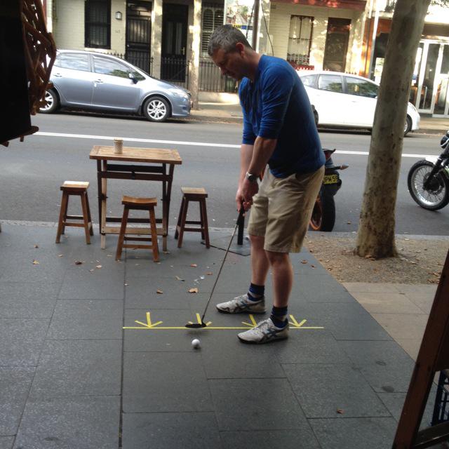 Cafekebo's tweet image. Putt your way to a free coffee!!! #FunFridayChallenge