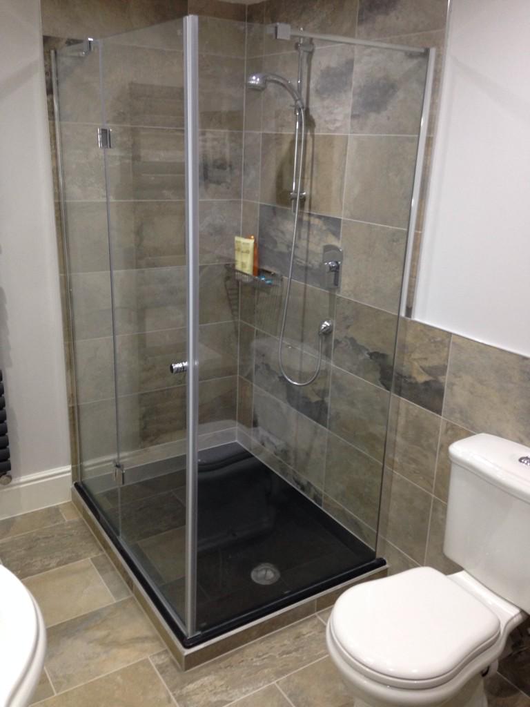 KBathrooms's tweet photo. Here's the black shower tray finished . http://t.co/Zz7AcDHpqS