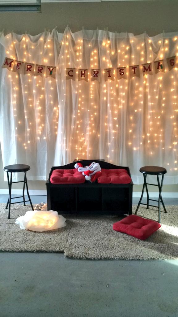 corle_morgan's tweet photo. my studio for the day 🎄🎅 #PhotographyForRiley #RaisingForRiley http://t.co/Ltsuc99bUh