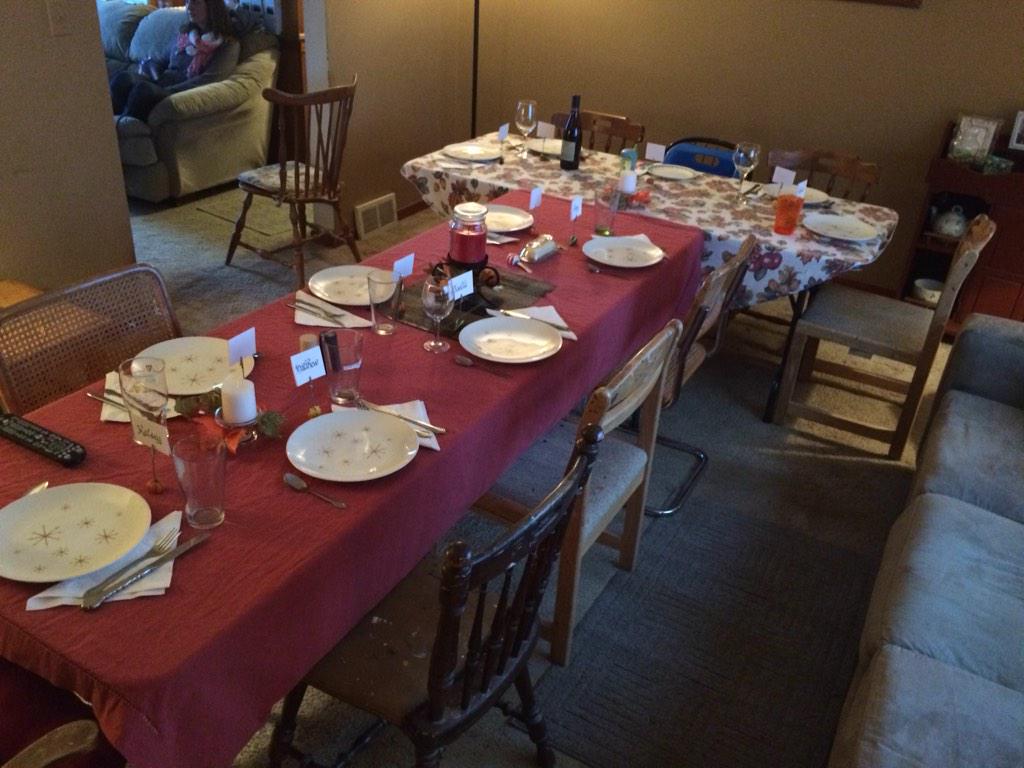 VolleyballTalk_'s tweet photo. “@MattAnderson_1: The table is set &amp; my thanksgiving vest is on... #HappyThanksgiving http://t.co/z5fWvPPYrv” oh my god have my kids.