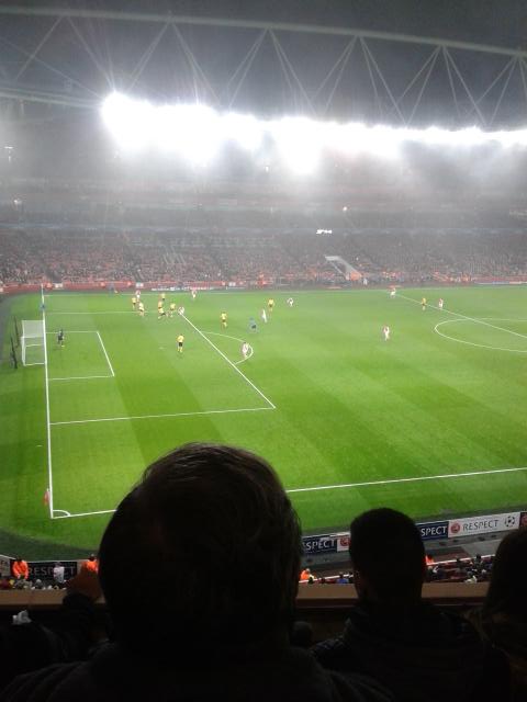 AdamBantock's tweet photo. Great game last night then meeting @Calfreezy @Callux #ARSvsDOR http://t.co/Z9lRp5kR8e