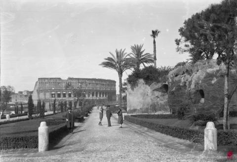 What Did  The Colosseum, Rome Look Like   Ago 