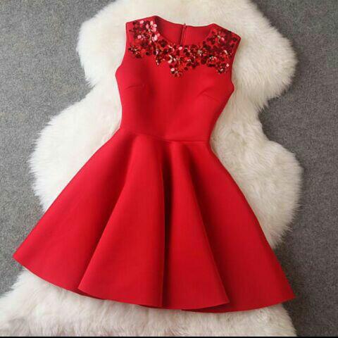 yeleismoda's tweet photo. Precioso vestido rojo con pedrería! 20,99€ http://t.co/nlWkdhhjME