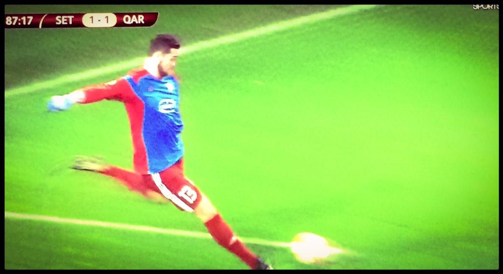 thiergre's tweet photo. Le gardien azerbaïdjanais est en @RougeEtBleu contre les batards.Rien que pour ça il a mon immense respect! #ASSEQAR http://t.co/OeJf5t3voE