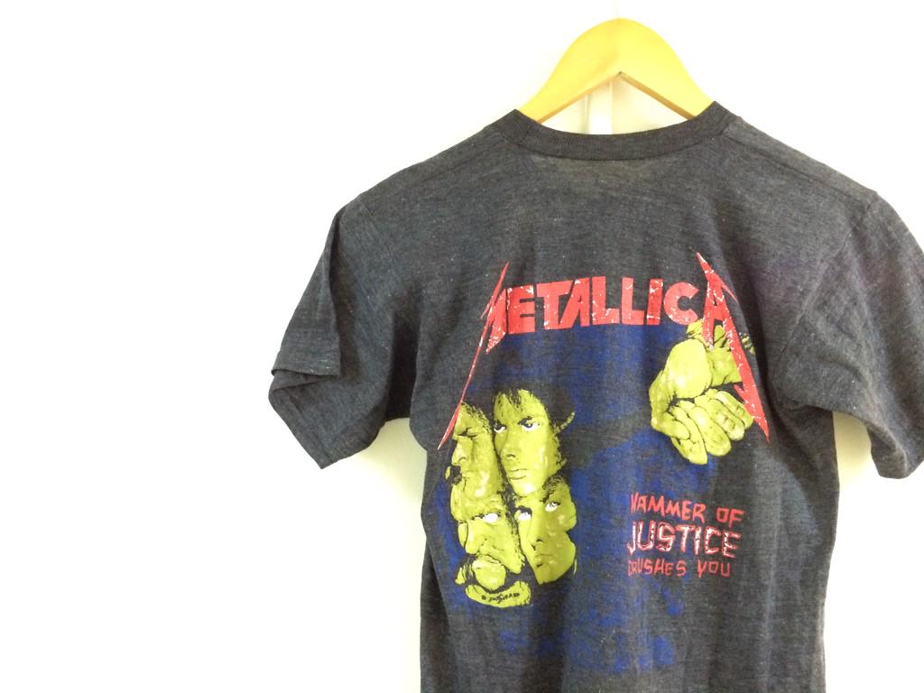 古着コロシアム仙台 V Twitter シーズン問わずお探しの方が多いアイテム ロックtシャツ バンドtシャツ お求め安い価格で用意してます 本日も古着コロシアムにご来店お待ちしてま す 古着 Metallica ロックtee バンドtee イービーンズ Http T Co
