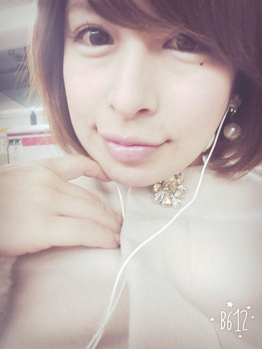 今日は、引きこもろう。 予定全部キャンセルした。 本気でいいことがない(◞‸◟ㆀ) おはよんこ٩(ˊᗜˋ*)و٩(ˊᗜˋ*)و http://t.co/io77zLFpQZ