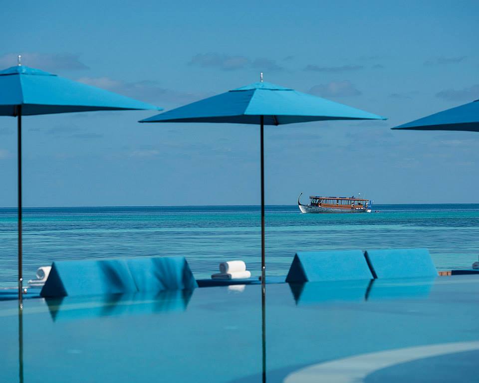 FSMaldives's tweet photo. You're sitting here. What #song are you listening to? How's your #mood ? #FeelTheMusic #30DaysofEnergy @FourSeasons http://t.co/zwyQXtIcZl