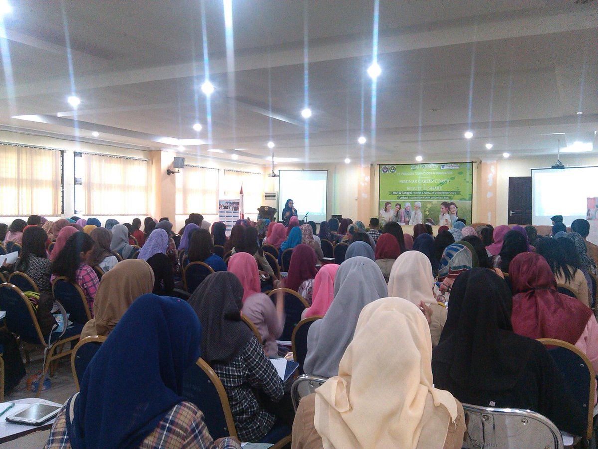 Kecantikan itu berawal dari dari dalam
#seminarwardah :)