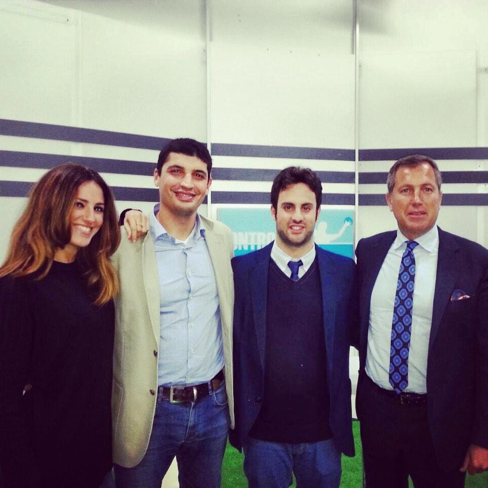 dariogenna's tweet photo. In #Controfuga con Pino Porzio, @GianlucaLeo89 @PaolaVerrazzo #Foursset #marketing #comunicazione #lega #DGSA http://t.co/y12LU6uzko
