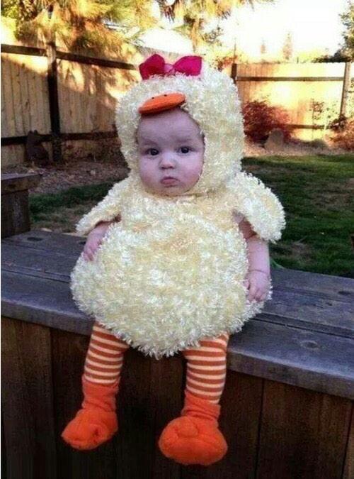 TumbIrEdit's tweet photo. When mom yells to put on the jumbo coat when outside its 80 degree http://t.co/wQCtyz5bcO