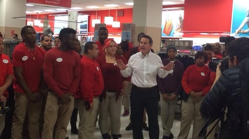 CEO Brian Cornell &amp; <a href="/Target/">Target</a>'s Harlem, NY, store team get pumped up to welcome #BlackFriday shoppers! #TargetScoop